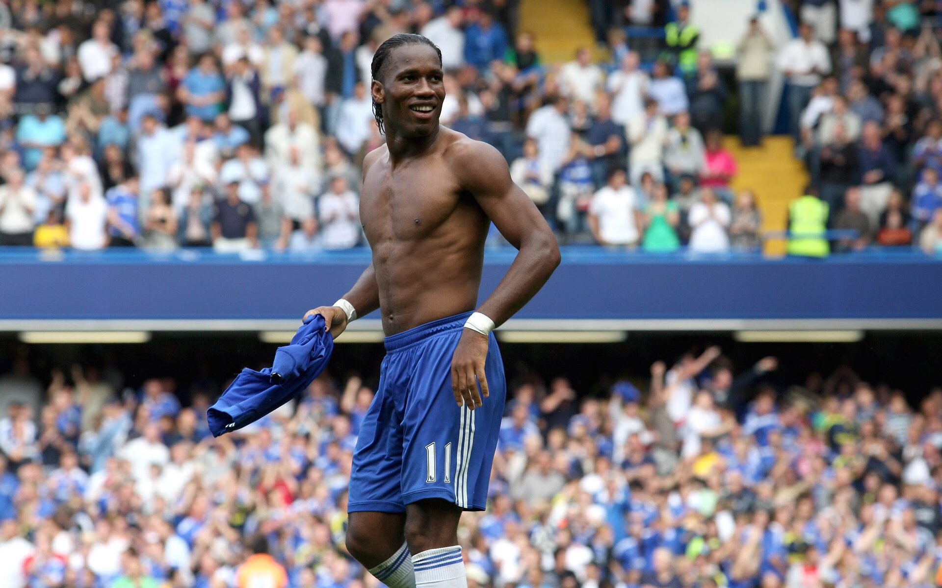 奥尔韦拉赛后感谢团队支持